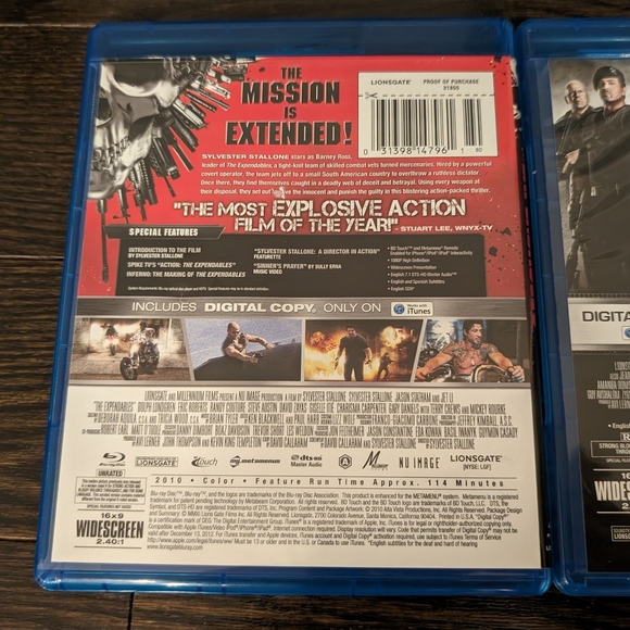 LIKE NEW Expendables 1 & 2 Blu-ray movies - Picture 4 of 11